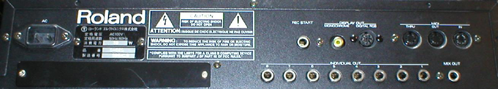 Roland S-550 Back Roland S-550 Back